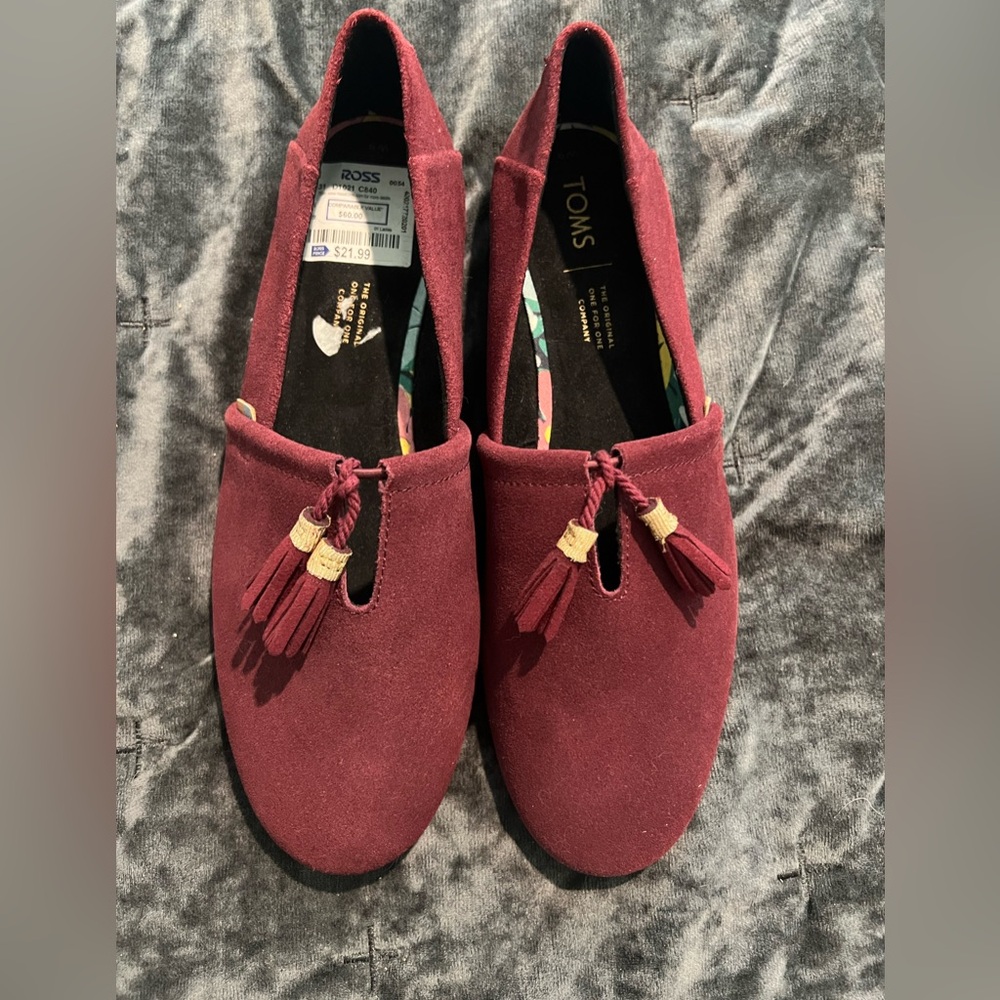 TOMS Women's Maroon Suede Tassel Loafers
